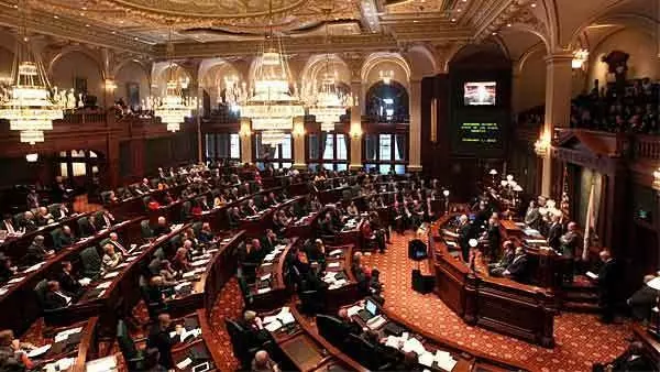 Illinois Bill to Crack Down on Conscience, Compel Referrals