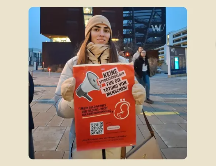 More than 10,000 sign petition against Austrian student union abortion fund