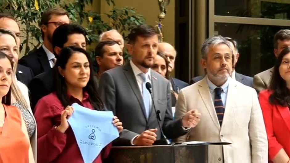 Chilean politicians sign Commitment for Life: “We are a large majority”