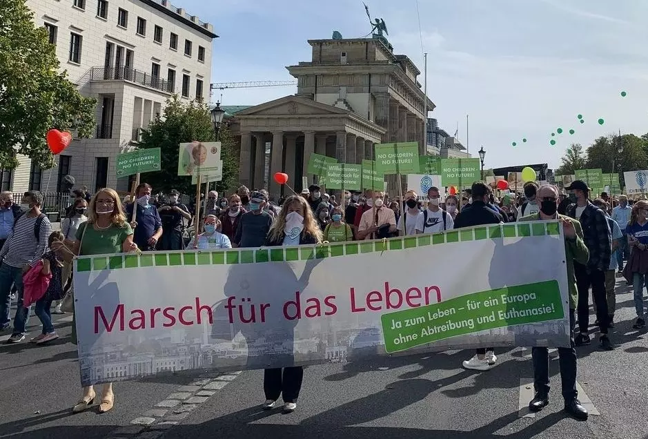 3,000 people marched for life in Berlin