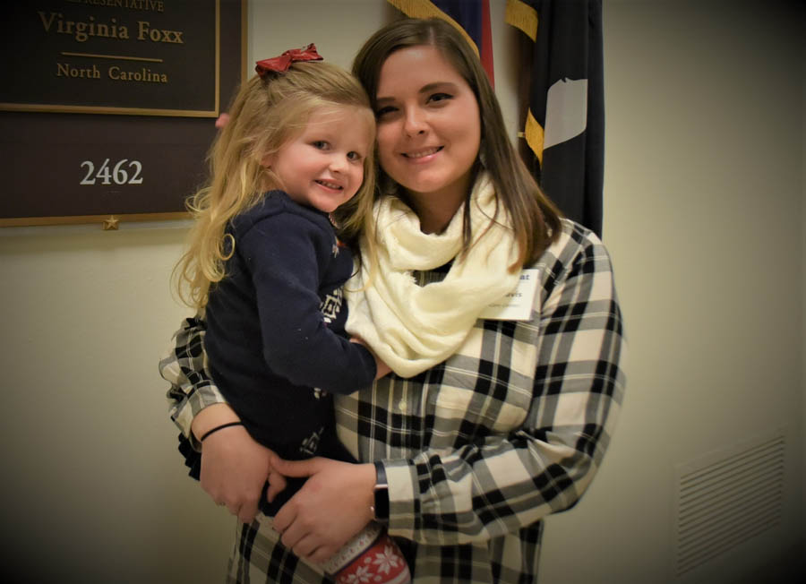 Chelsea and her daughter Taelynn