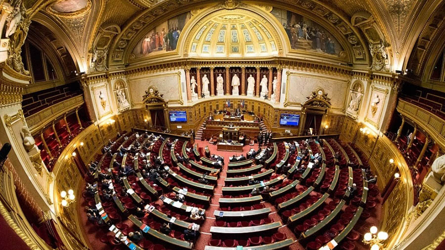 French Senate stops again initiative to enshrine abortion in the Constitution