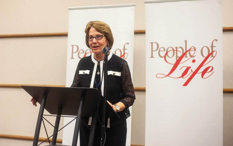 Heartbeat's Hartshorn wins Bishops’ award for decades of service